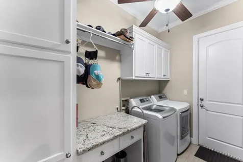 462 Bridgelanding Onalaska TX 77360