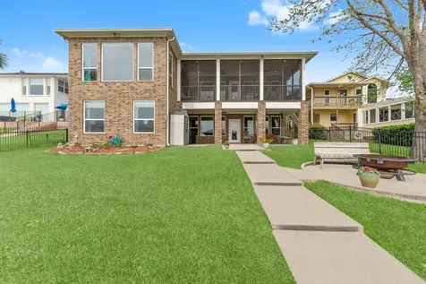 462 Bridgelanding Onalaska TX 77360