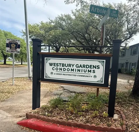 5216 Arboles Drive 10 Houston TX 77035