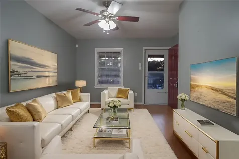 5216 Arboles Drive 10 Houston TX 77035