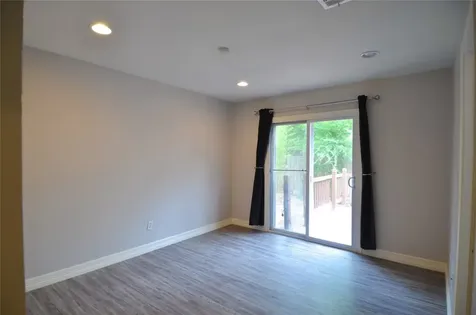 76 S Wavy Oak Circle Houston TX 77381