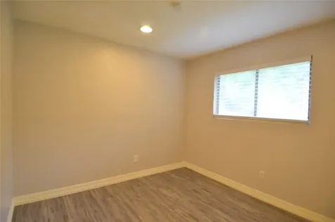 76 S Wavy Oak Circle Houston TX 77381