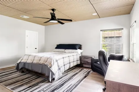 802 Thomas Avenue Pasadena TX 77506
