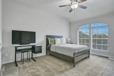 1408 S Friendswood Drive 202 Friendswood TX 77546