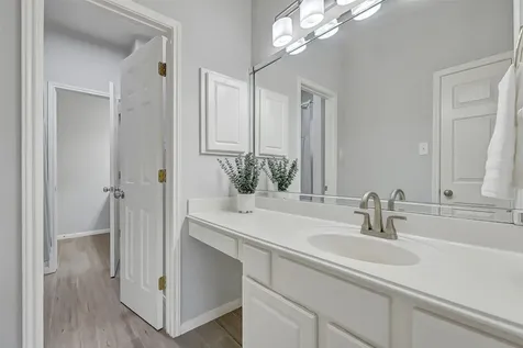 1408 S Friendswood Drive 202 Friendswood TX 77546