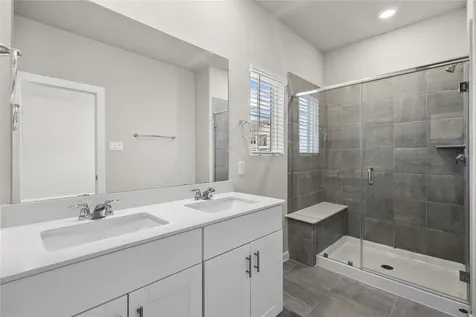 594 Avisa Drive Kemah TX 77565