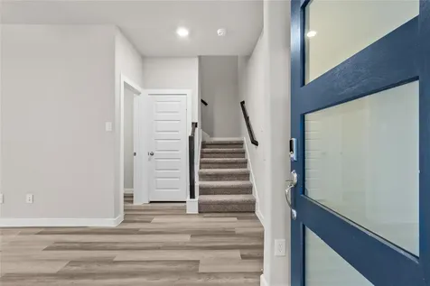 594 Avisa Drive Kemah TX 77565