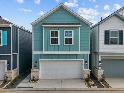 594 Avisa Drive Kemah TX 77565