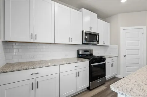594 Avisa Drive Kemah TX 77565