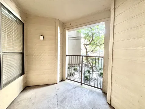 3333 Weslayan St Street 2402 Houston TX 77027