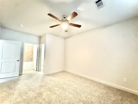 3333 Weslayan St Street 2402 Houston TX 77027