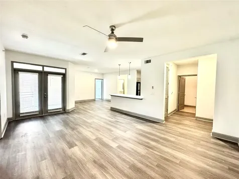 3333 Weslayan St Street 2402 Houston TX 77027