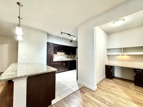 3333 Weslayan St Street 2402 Houston TX 77027