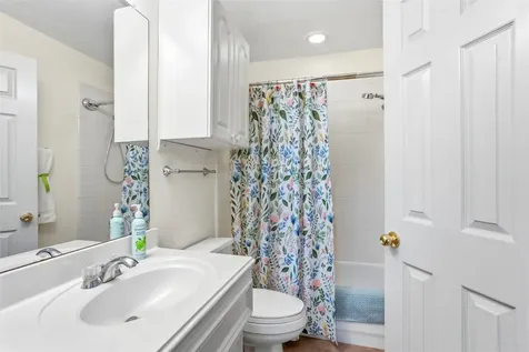 104 Grand Falls Court League City TX 77539
