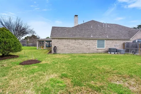 104 Grand Falls Court League City TX 77539