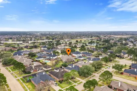 104 Grand Falls Court League City TX 77539