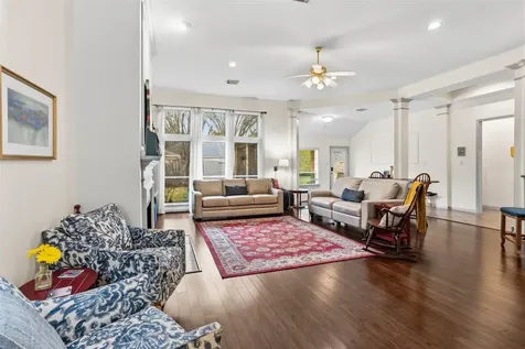 104 Grand Falls Court League City TX 77539