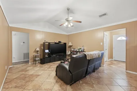 12810 Mill Valley Road Houston TX 77048