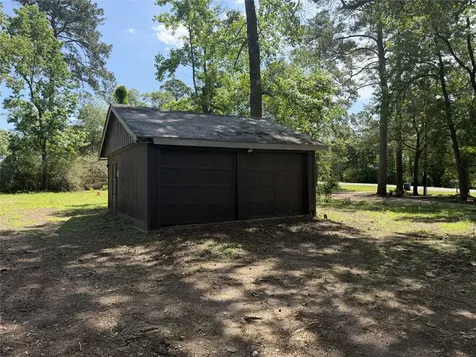 6851 Old Highway 105 W Conroe TX 77304