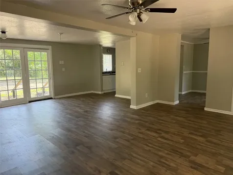 6851 Old Highway 105 W Conroe TX 77304