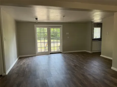 6851 Old Highway 105 W Conroe TX 77304