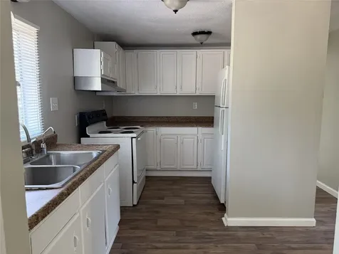 6851 Old Highway 105 W Conroe TX 77304
