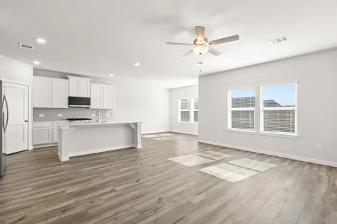 11019 Youngquist Drive Mont Belvieu TX 77535