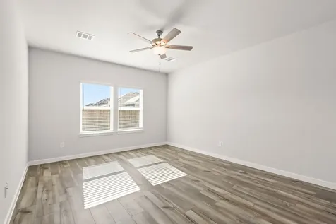 11019 Youngquist Drive Mont Belvieu TX 77535