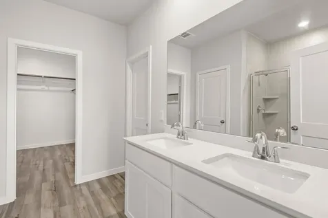 11019 Youngquist Drive Mont Belvieu TX 77535