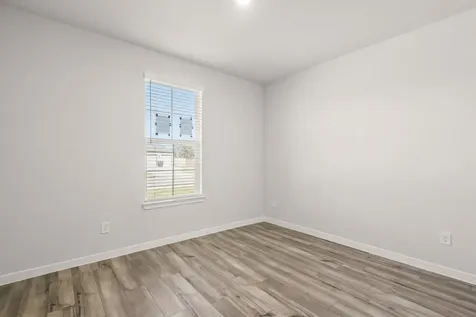 11019 Youngquist Drive Mont Belvieu TX 77535