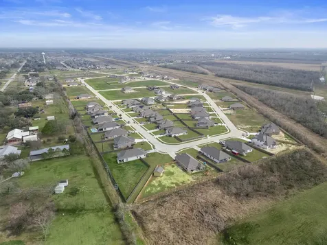 11019 Youngquist Drive Mont Belvieu TX 77535