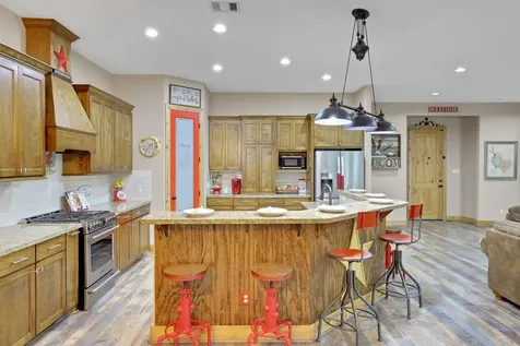 8500 Fostoria Road Cleveland TX 77328