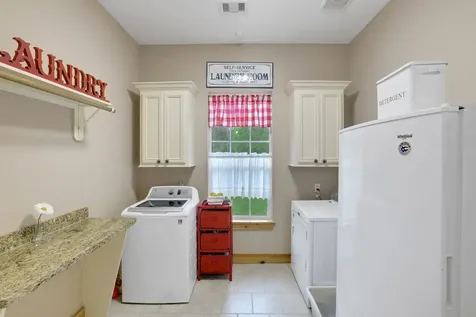 8500 Fostoria Road Cleveland TX 77328
