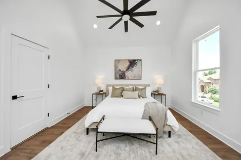 5029 Broom Street A Houston TX 77091