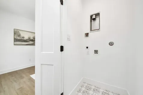 5029 Broom Street A Houston TX 77091