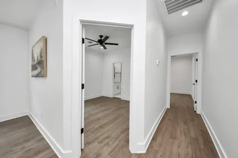 5029 Broom Street A Houston TX 77091
