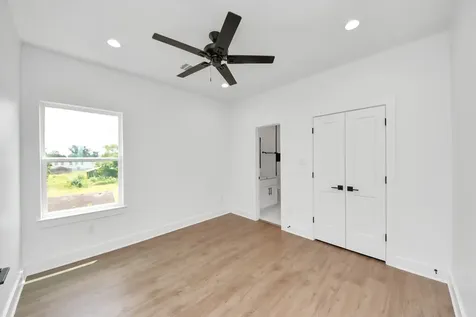 5029 Broom Street A Houston TX 77091