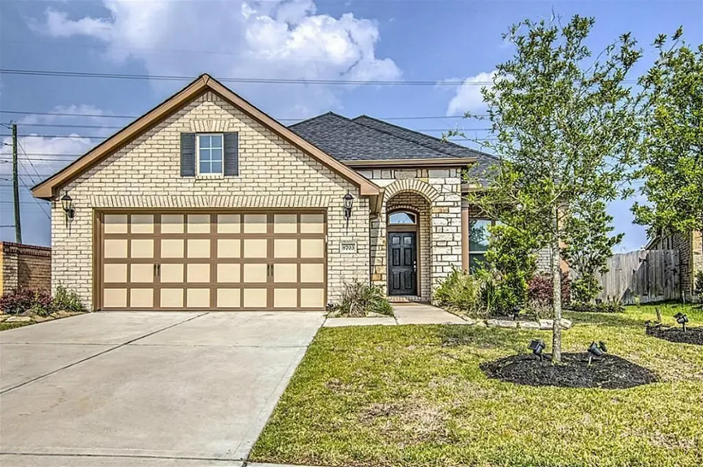 8703 Seguin Cove Lane Richmond TX 77407