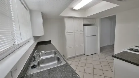 781 Country Place Drive 1061 Houston TX 77079