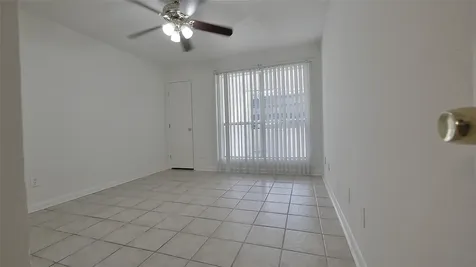 781 Country Place Drive 1061 Houston TX 77079
