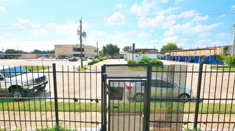 781 Country Place Drive 1061 Houston TX 77079