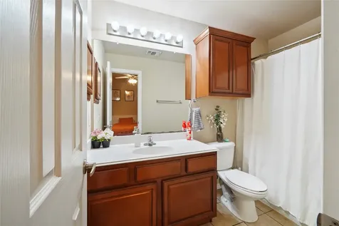 1198 Jones Bulter Road 203 College Station TX 77840