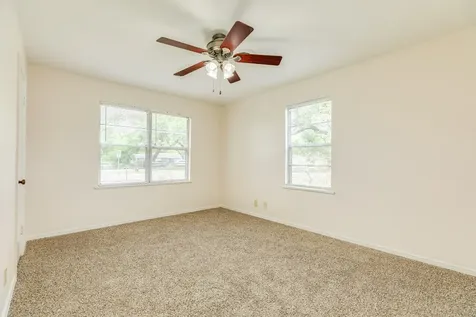 837 Pin Money Street Clute TX 77531