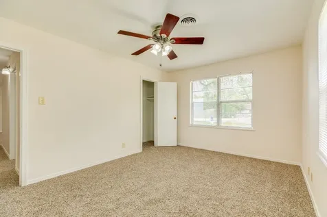 837 Pin Money Street Clute TX 77531