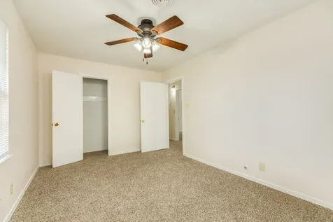 837 Pin Money Street Clute TX 77531