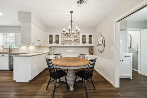10714 Piping Rock Lane Houston TX 77042