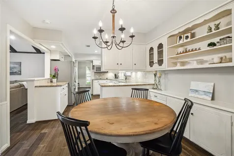 10714 Piping Rock Lane Houston TX 77042