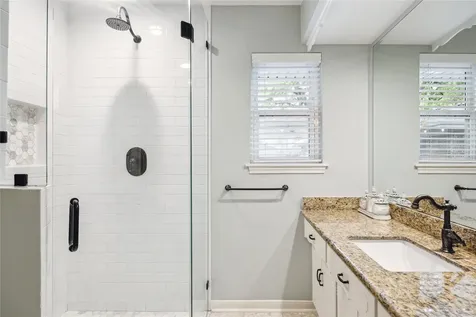 10714 Piping Rock Lane Houston TX 77042