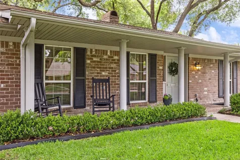 10714 Piping Rock Lane Houston TX 77042