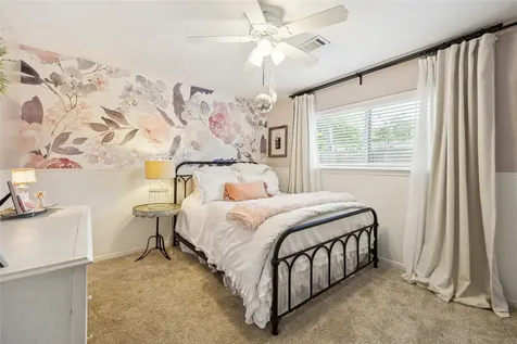 10714 Piping Rock Lane Houston TX 77042